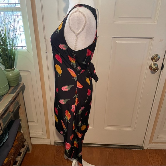 Reformed by Reformation Black Floral Dress - Picture 4 of 9